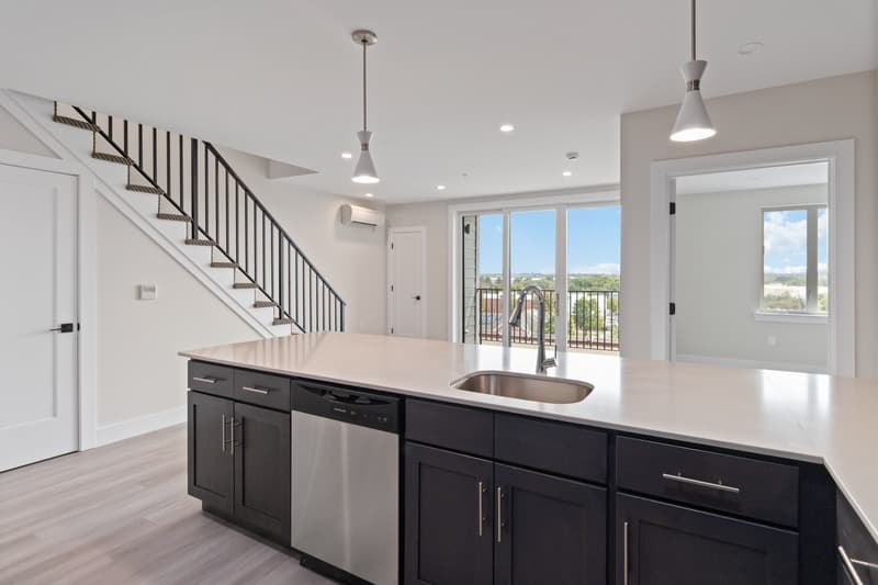 Flemington Condo: 70 Church St