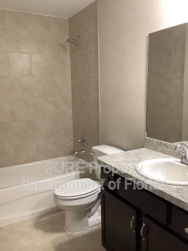 Ocala House: 2945 SW 148 Court