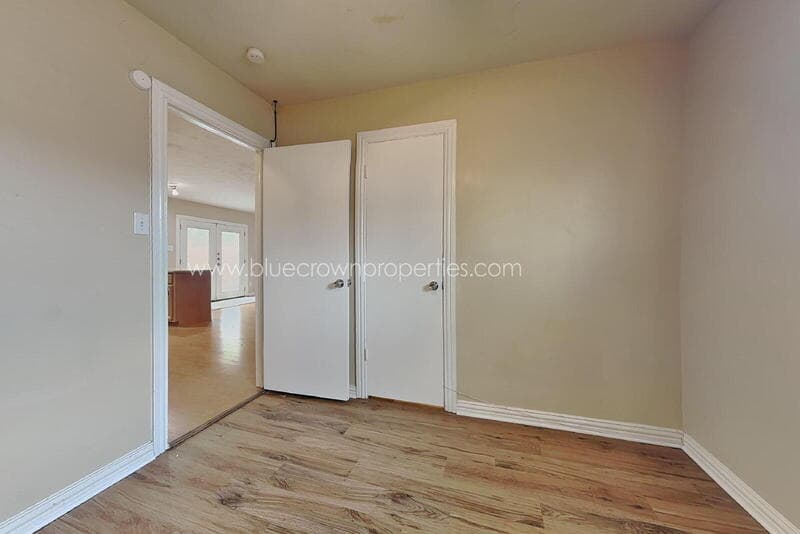 Euless House: 805 Aransas Drive