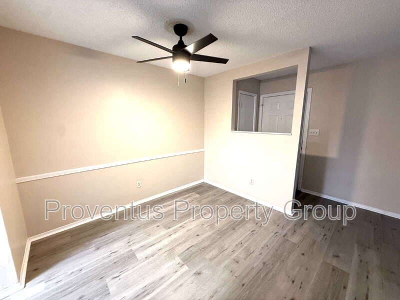 Pensacola Apartment: 260 N Crow Rd