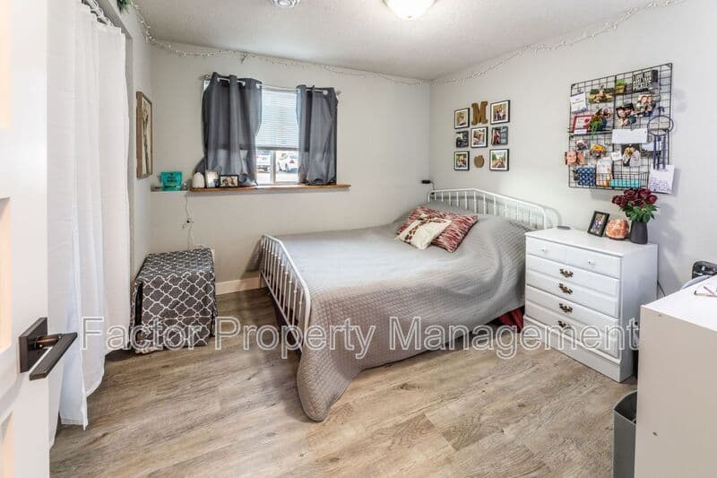 Mankato Condo: 1310 Warren St.