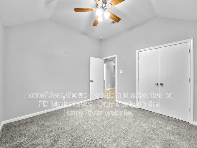 Houston House: 835 Forest Ivy Ln