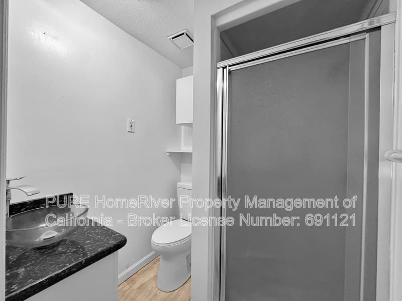 Sacramento House: 2571 Ione St