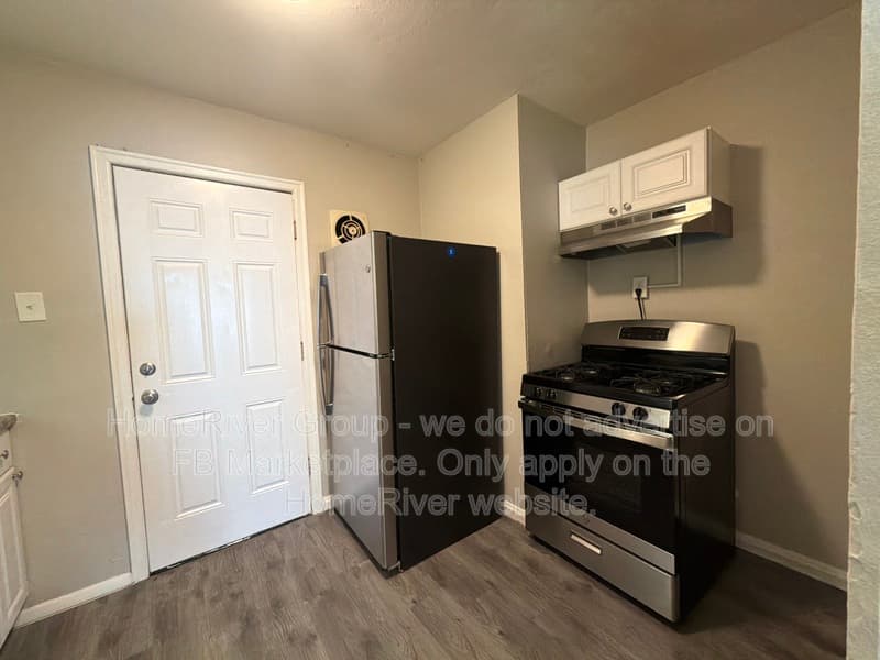 Saint Louis House: 10116 Cloverdale Dr
