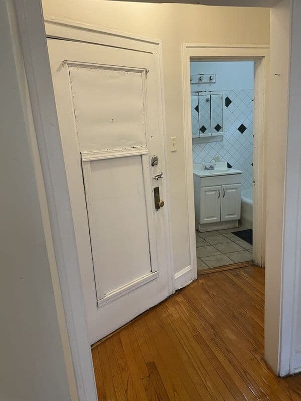 Chicago Condo: 4412 W Armitage