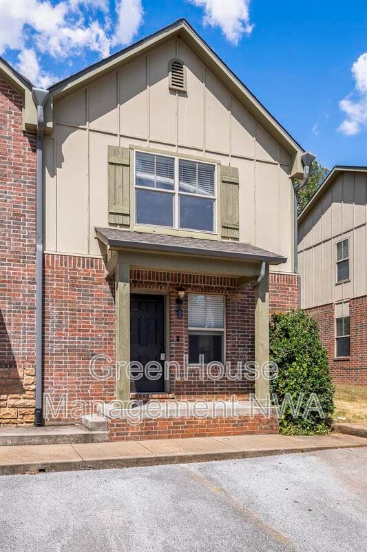 Springdale Condo: 2210 Karrington Rdg
