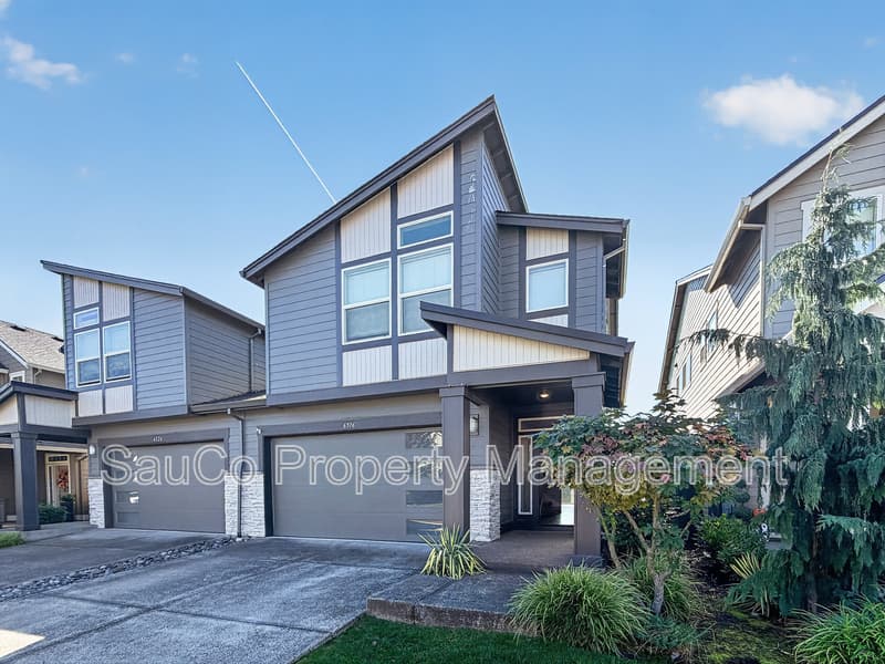 Hillsboro House: 6516 Southeast Genrosa Street