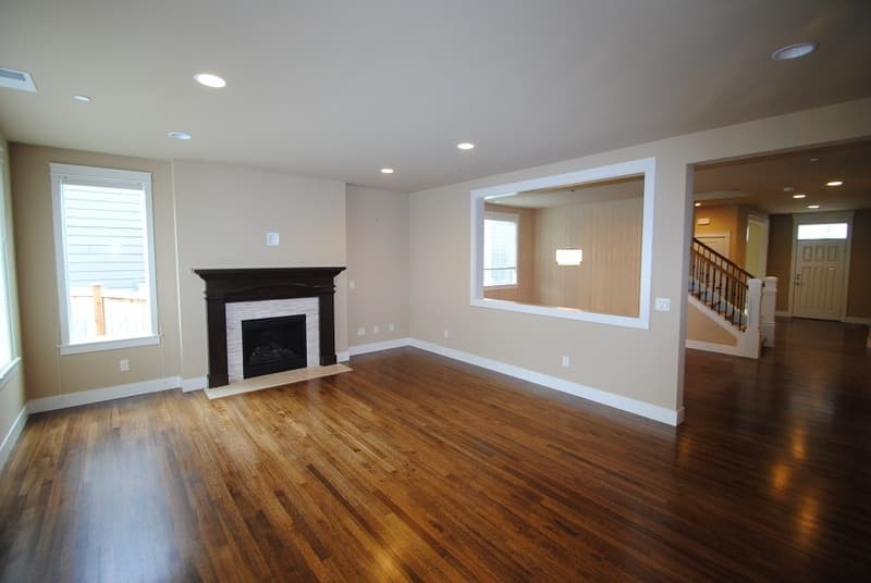 Redmond House: 15945 NE 117th St