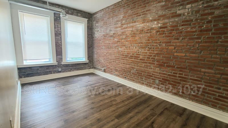 St. Louis Condo: 2918 Louisiana Ave. #A