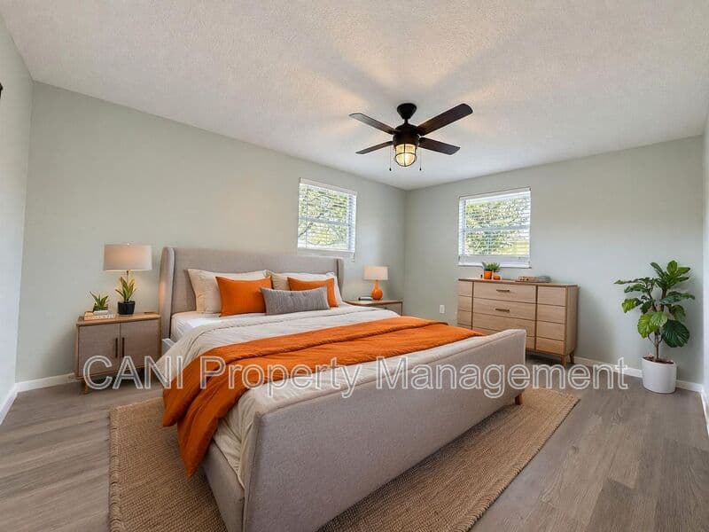 Longwood Condo: 326 East Palmetto Avenue
