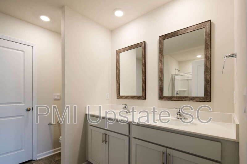 Greer Townhome: 753 Embark Cir