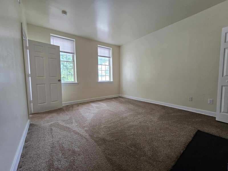 Petersburg Townhome: 302 E Wythe St