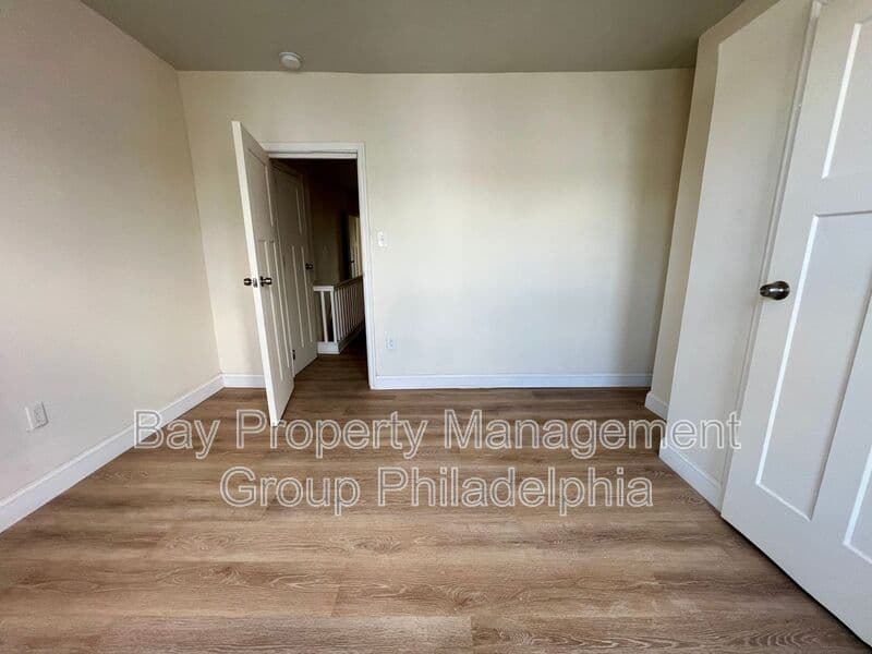 Philadelphia House: 124 E Wishart St