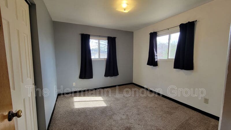Saint Louis House: 4204 Beauty Lane