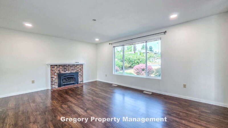 Everett House: 3532 111th Pl SE