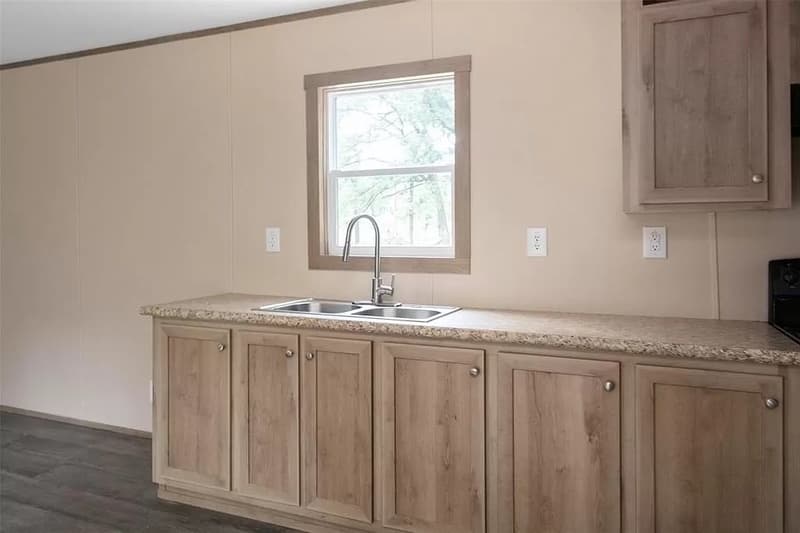 Gun Barrel City House: 127 Southlake Drive