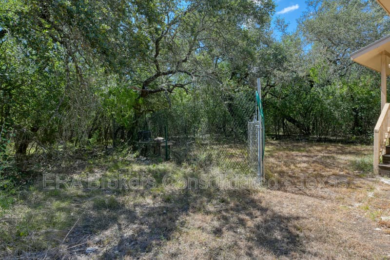 Hondo House: 930 County Rd 342