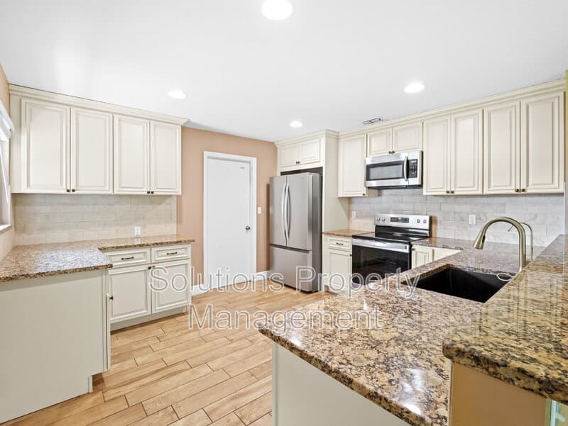 Merritt Island House: 3725 Laurette Rd
