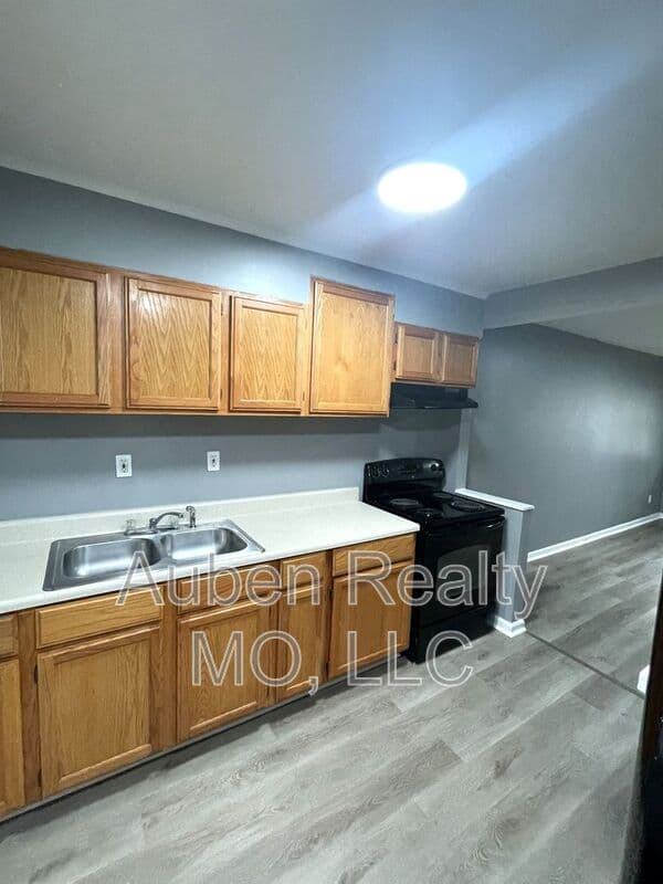 Kansas City Condo: 3143 Puckett Rd