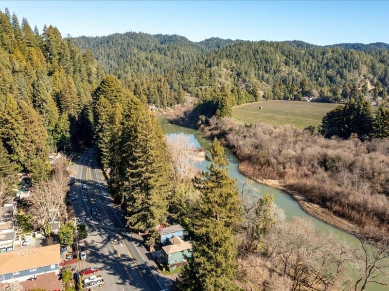 Guerneville Townhome: 14975 River Road