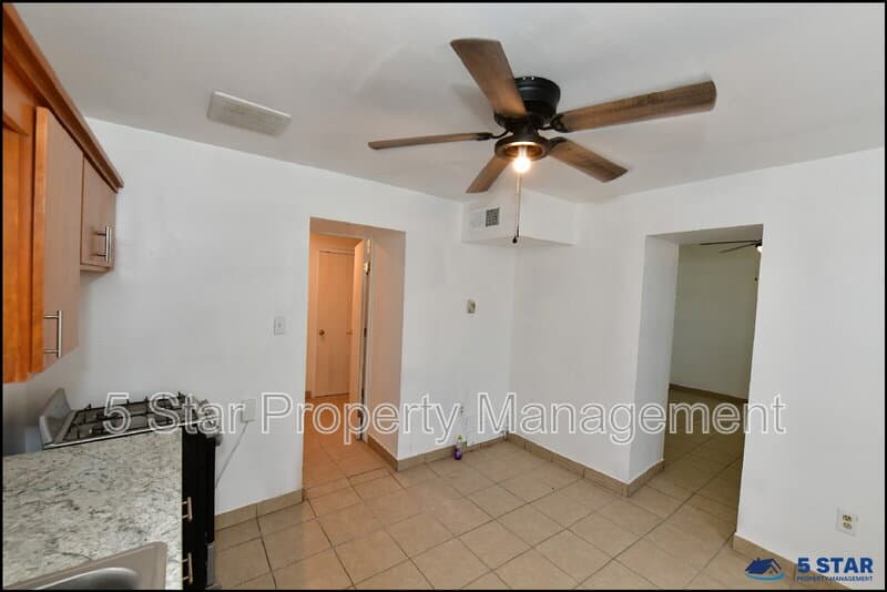 El Paso Condo: 1910 Olive Ave