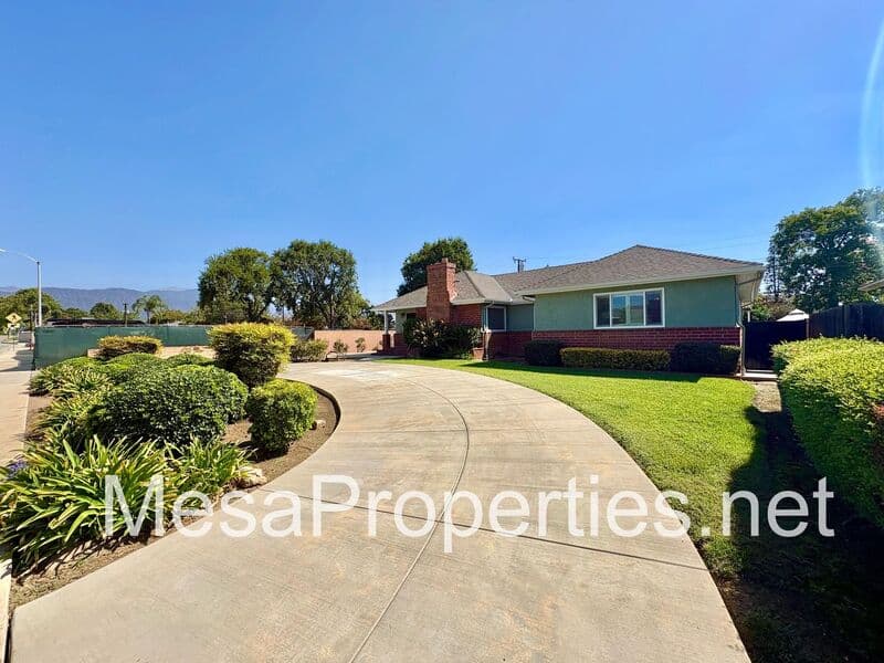 La Verne House: 2704 Park Ave