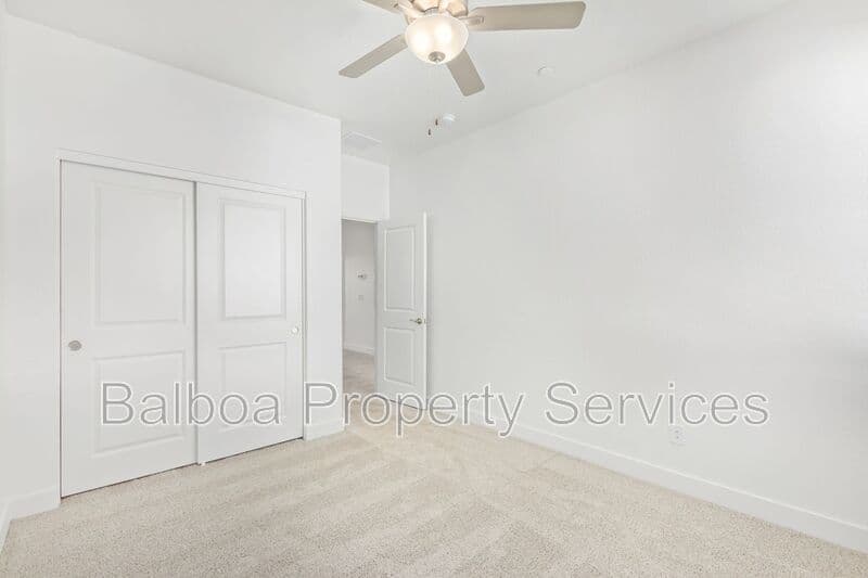 Mesa Townhome: 3230 E Thomas Rd