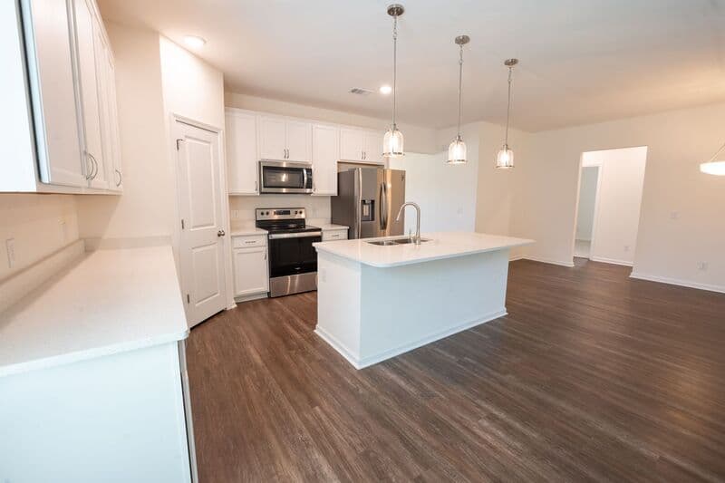 Richmond Hill House: 66 Rimmon Ct