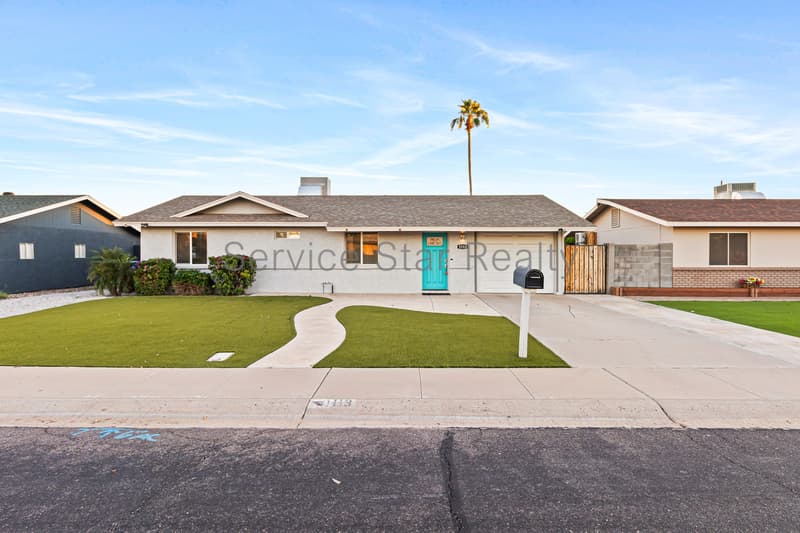 Chandler House: 1113 W Oakland St
