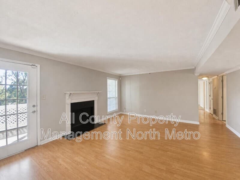 Marietta Condo: 4120 Riverlook Pky SE