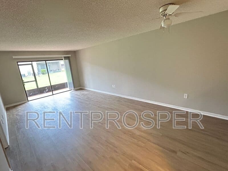 Melbourne Condo: 1069 Ellen Court