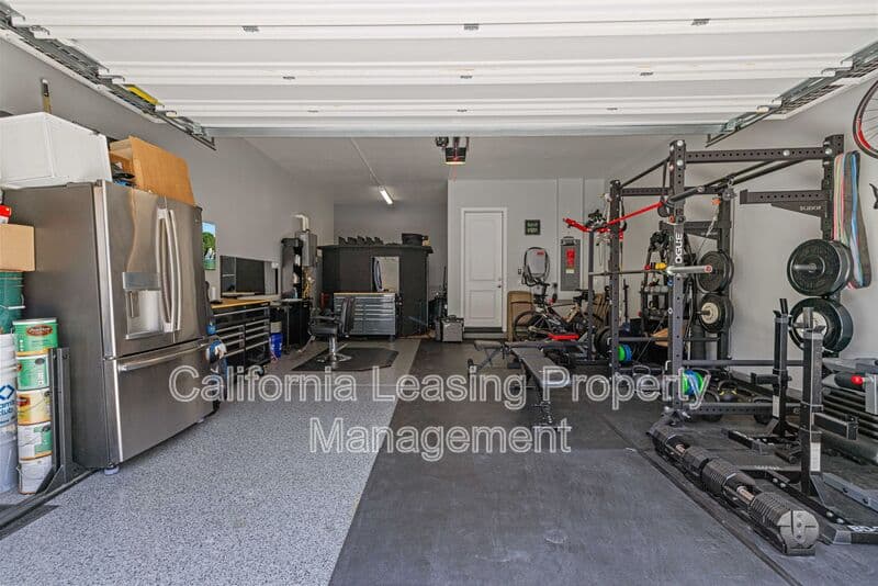 Valencia House: 27233 Red Willow Court