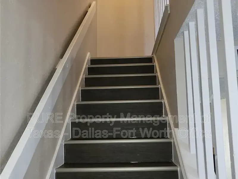 Dallas Apartment: 8005 Rothington Rd