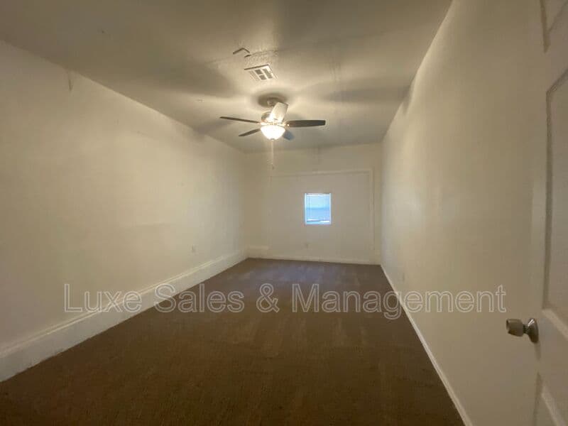 Midwest City House: 602 Royal Ave