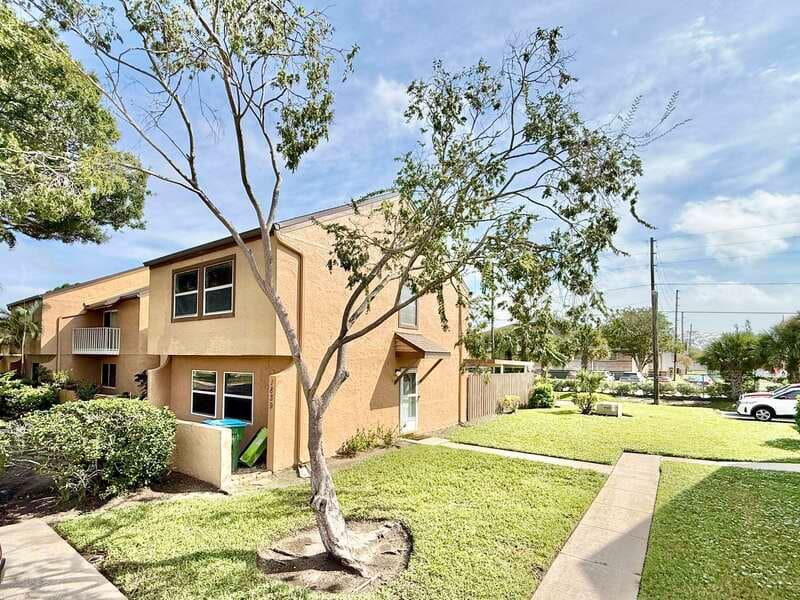 Clearwater Townhome: 1839 Clearbrooke Drive - 1