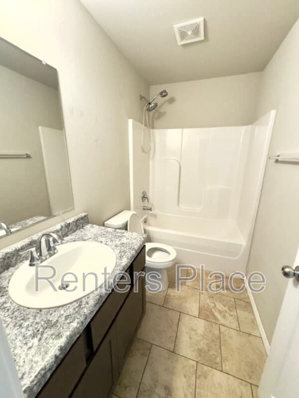 Broken Arrow House: 1228 East Toledo Street