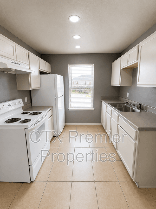 Killeen Condo: 1704 Spring Rose Circle - D