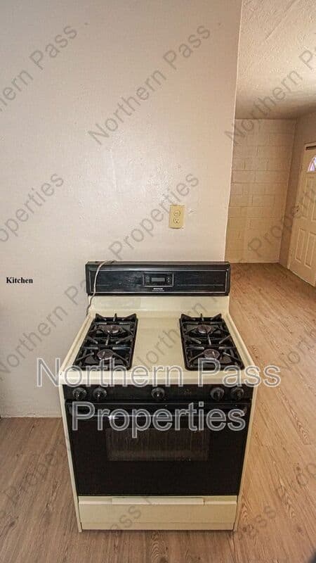 El Paso Condo: 7303 Dale