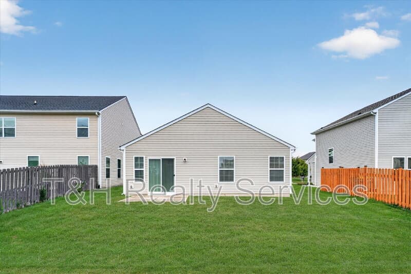 Whitestown House: 5771 White Pine Road