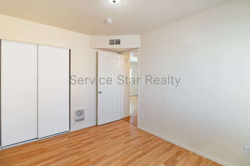 Phoenix Condo: 2510 E Pueblo Ave