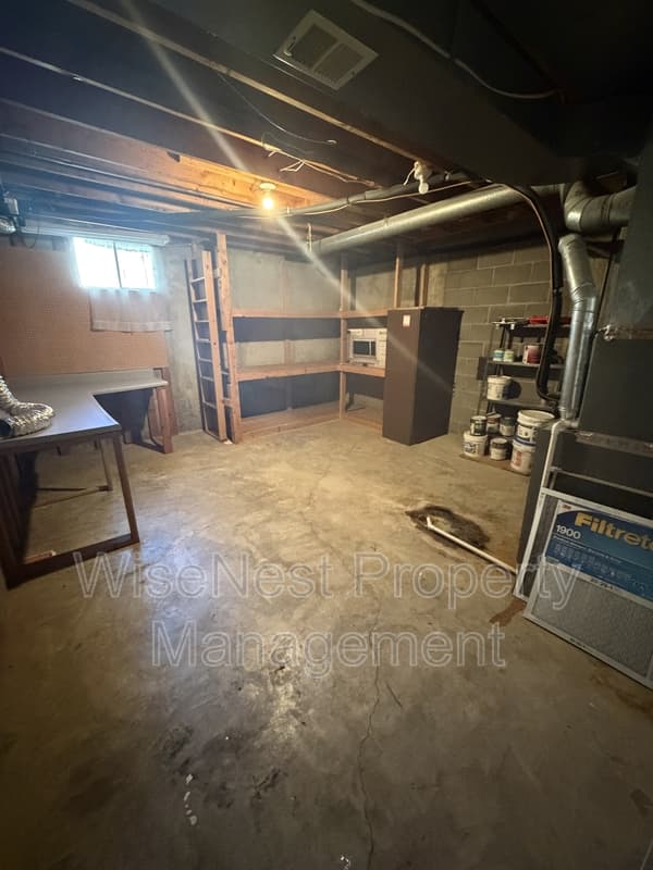 Shawnee House: 11914 West 49th Place