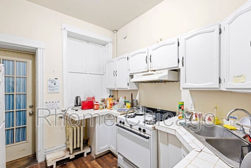 Chicago Condo: 6115 S Drexel Ave