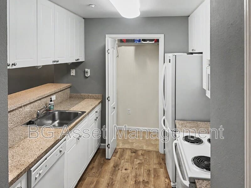 Walnut Creek House: 1315 Alma Avenue