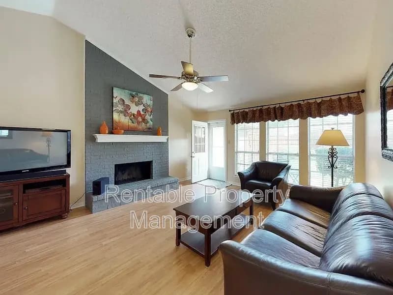 Frisco House: 8310 Hidden Spring Dr.