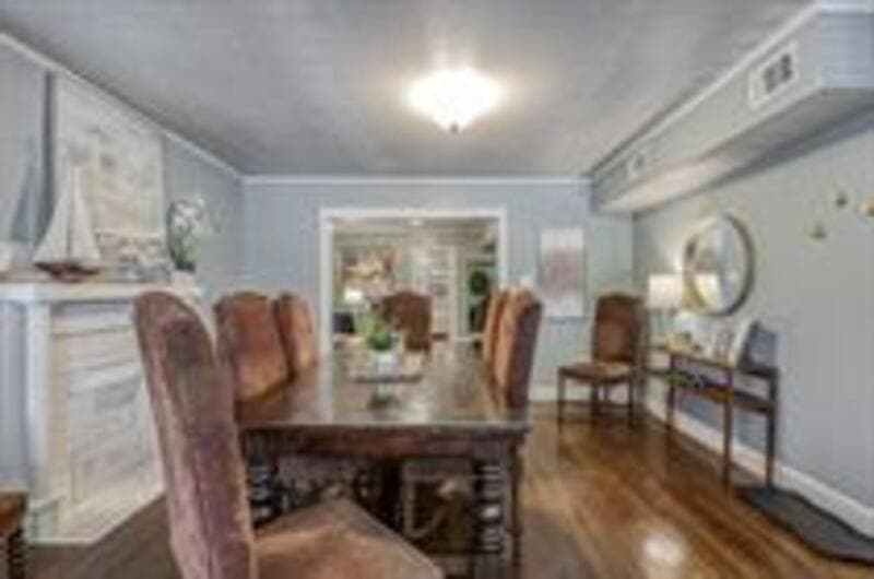 Kansas City Condo: 3400 Gillham Rd - 1N