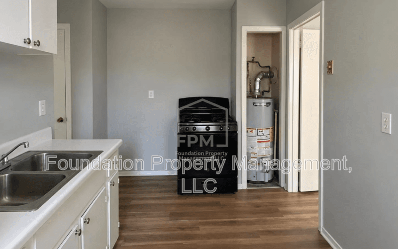 Memphis Condo: 1912 Hubert Avenue