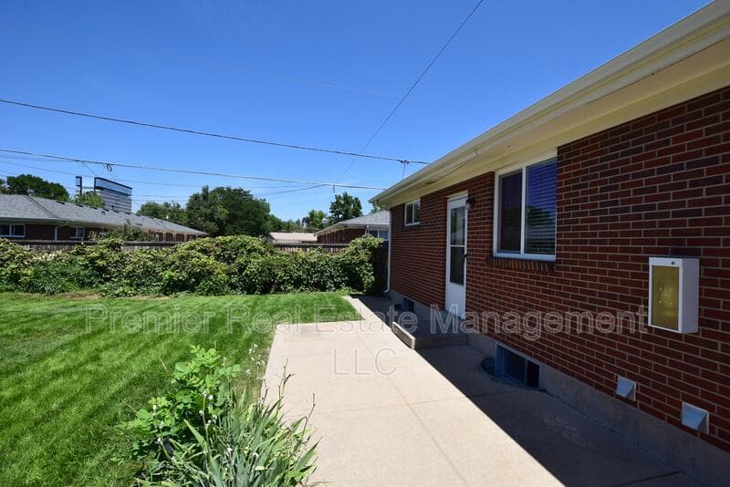 Denver Townhome: 1885 S Clermont St