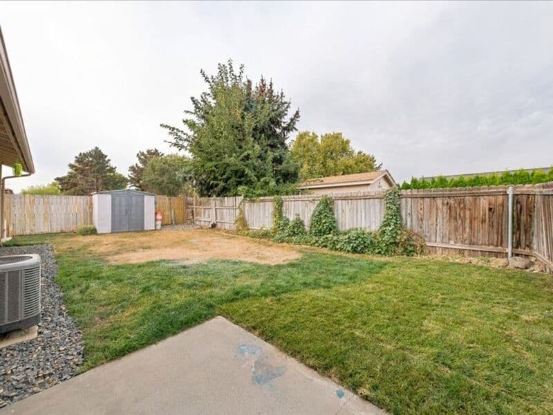 Kennewick Condo: 800 S. Huntington St.