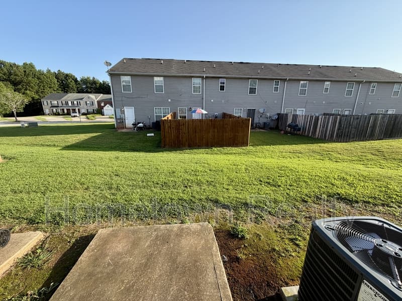 McDonough House: 2510 Marlin Drive