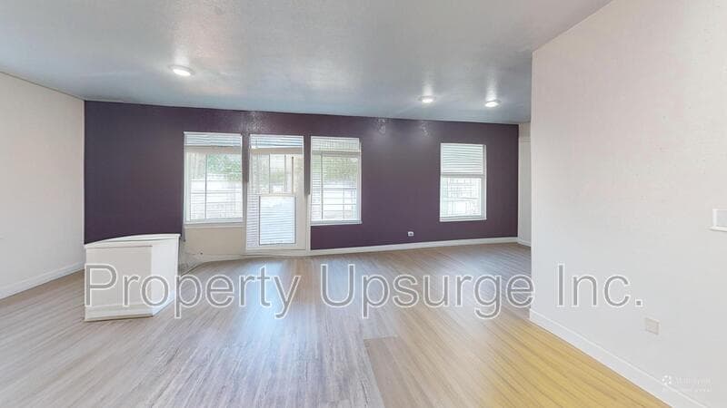 Redding House: 3460 Bechelli Lane - A
